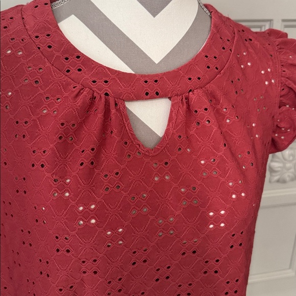 Mauve Top with Short Ruffled Sleeves by Perception Concept Size Large - Picture 2 of 8